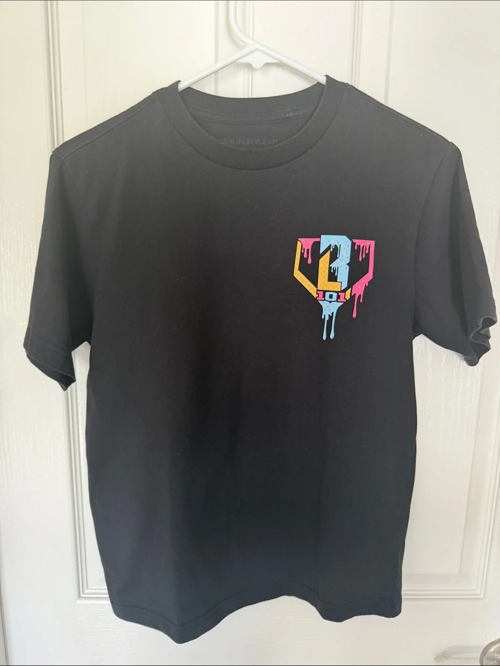 B101 Black Kids Graphic Drip Tee